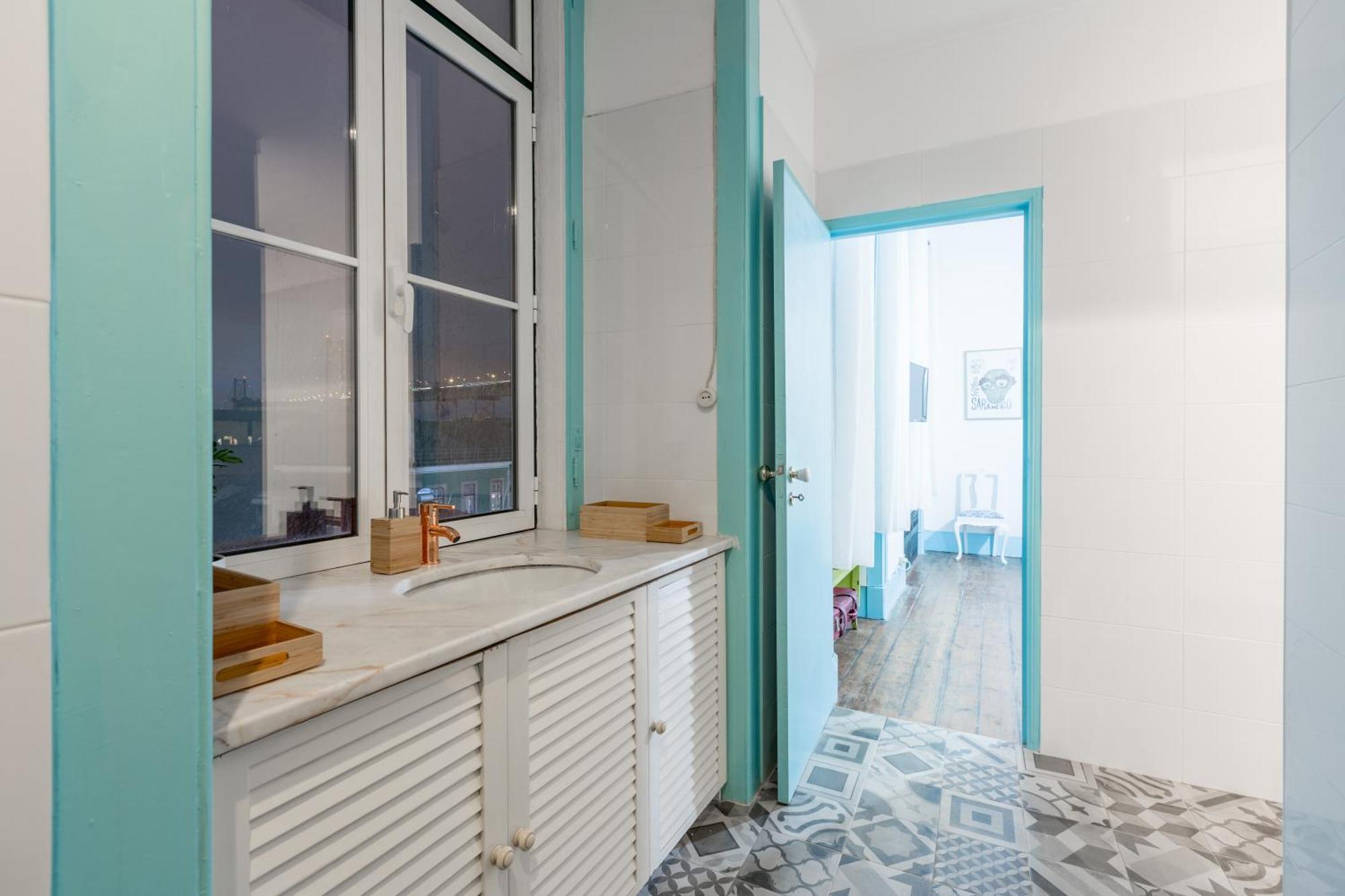 C&O Guest House Lisboa Ngoại thất bức ảnh